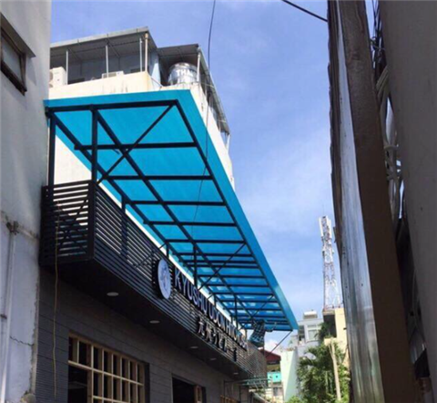 Mái Polycarbonate Quận 5 HCM Đẹp Nhất 2025 – Thịnh Hành & Tiết Kiệm