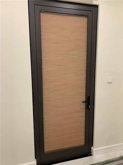 Thi công vách rèm tổ ong ngăn phòng quận 7【GIÁ RẺ NHẤT】TPHCM