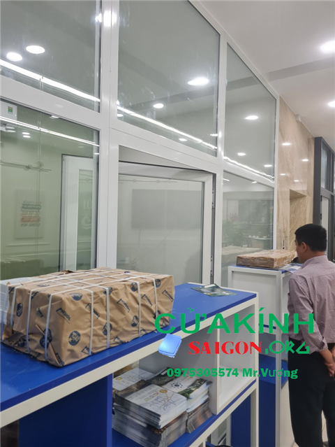 Kính cường lực quận Tân Phú cao cấp【✔️0975305574 Mr.Vượng】