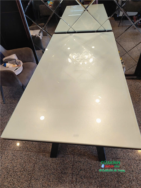 Cắt Kính Cường Lực Bàn Ăn, Bàn Trang Điểm TPHCM - Giải Pháp Bảo Vệ Nội Thất #TOP1