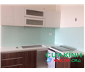 Kính màu ốp bếp tại Quận 10
