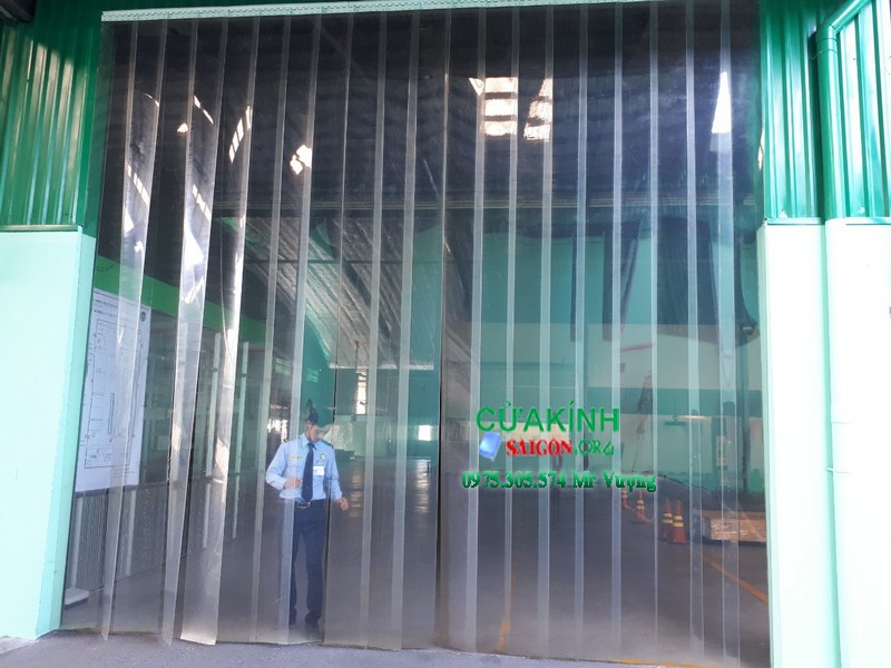 Lắp Rèm Ngăn Lạnh PVC TPHCM - Giá Rẻ, Thi Công Nhanh
